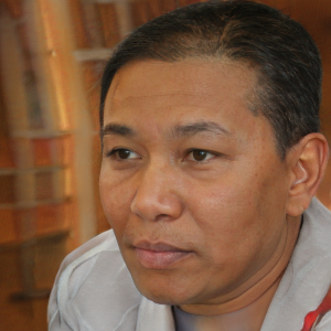 จรัญแสงสุข